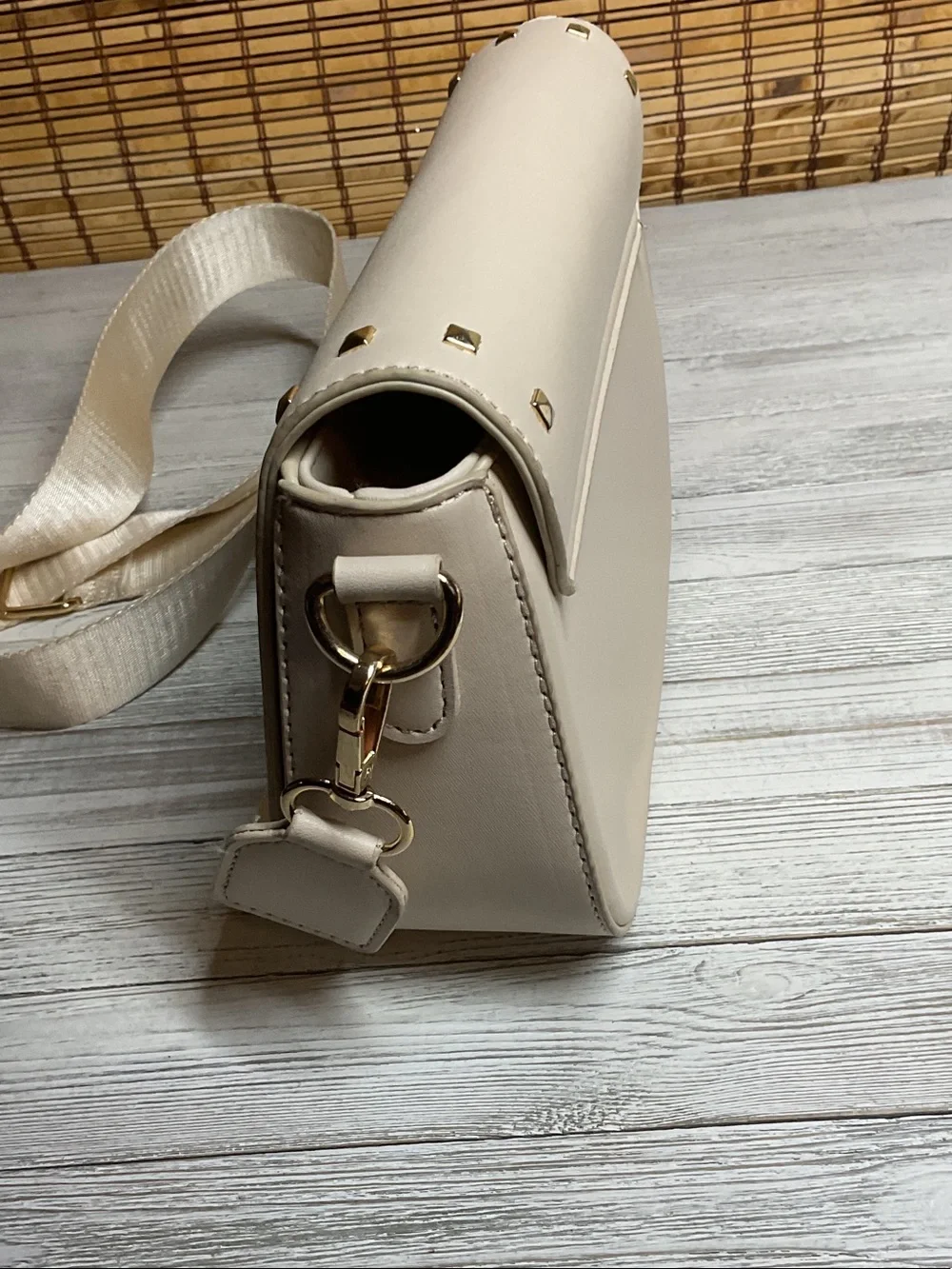 Valentino Orlandi Cream and gold crossbody shoulder bag